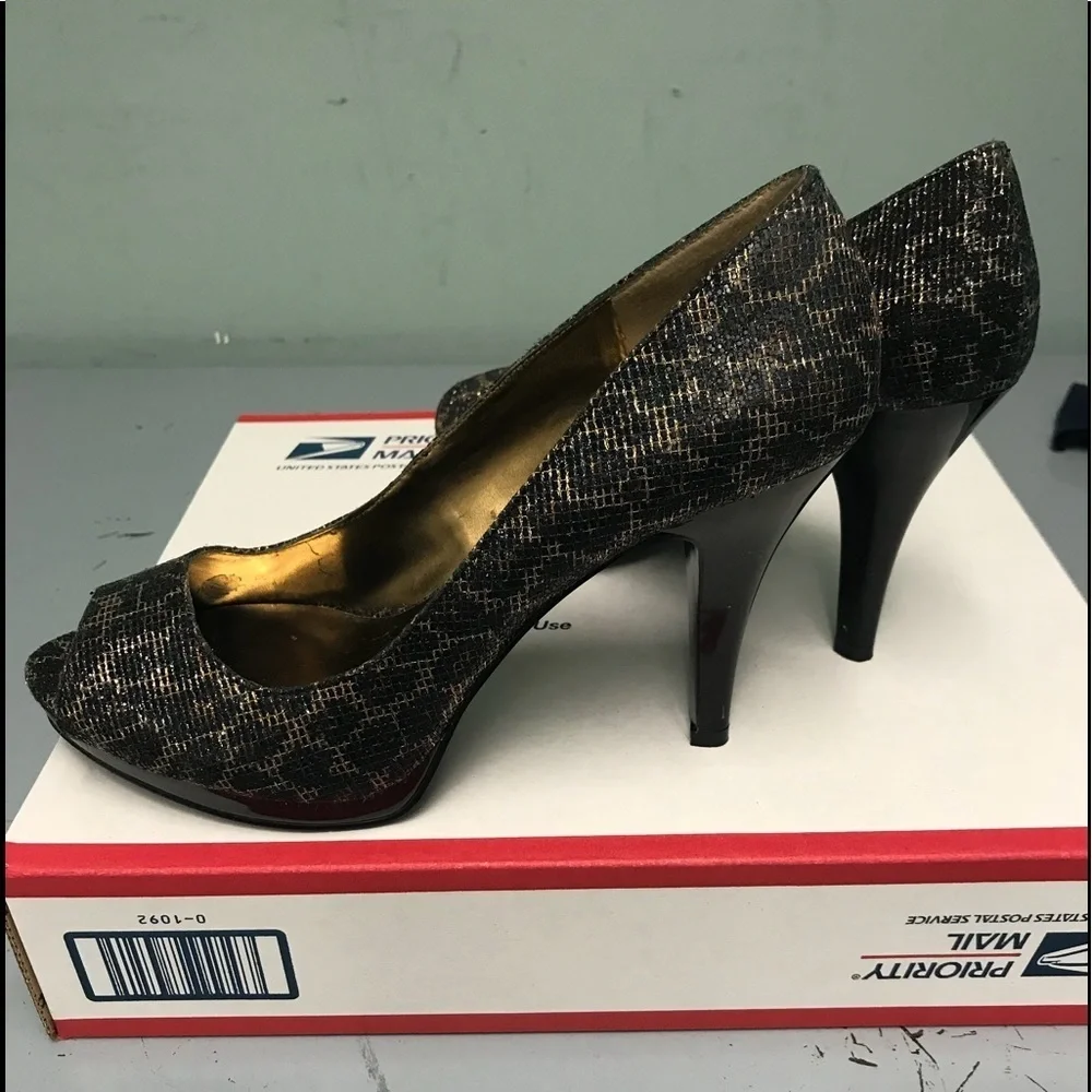 Nine West